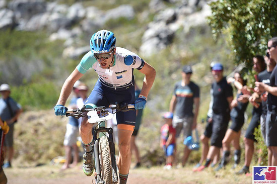 Obwohl am heutigen Tag nur 20 Kilometer auf dem Programm standen ging es für Markus und seinen Teamkollegen Frans Cleas schon ordetnlich zur Sache