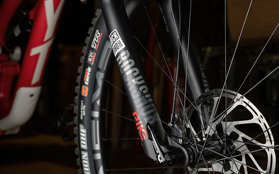 Foto: Custom YT Jeffsy CF Pro Farbe - MTB-News.de