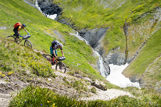 Bikepacking um den Mont Blanc