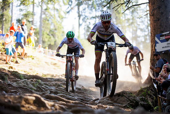 uci-mtb-world-cup-2021---nino-schurter-und-mathias-flueckiger-10238736
