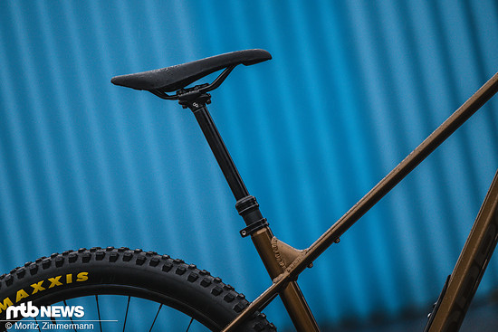 Die hauseigene Variostütze stellt 170 mm Hub zur Verfügung.