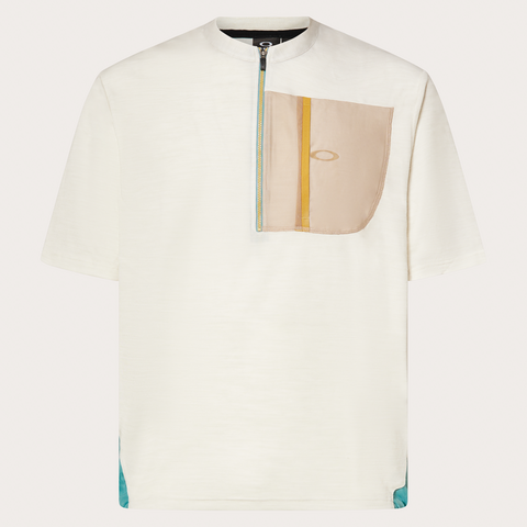 Das Off Grid SS Tech Tee ist ein Herren-Jersey aus Polyester und Merinowolle.