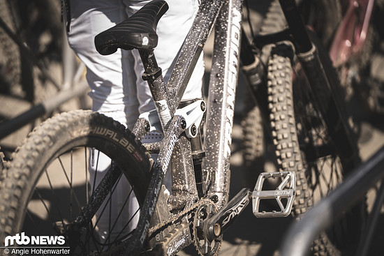 Spannender sah hierbei sein Transition-Rahmen aus – man munkelt, dass man hier mit einem Prototypen unterwegs gewesen sei.
