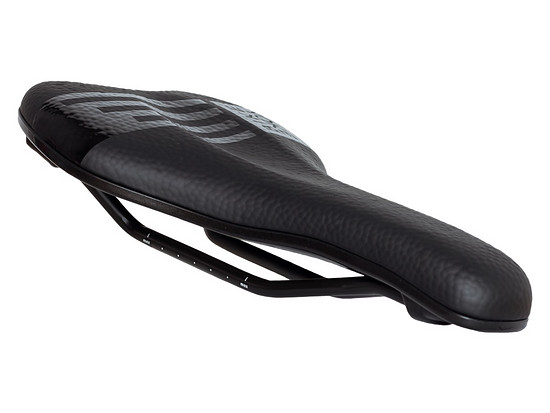 Auch der Sagma Sattel ist in verschiedenen Varianten erhältlich.