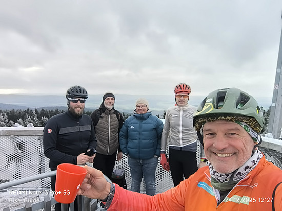 Tradition pflegen, Heiligabend auf den Idarkopfturm. Frohe Weihnachten